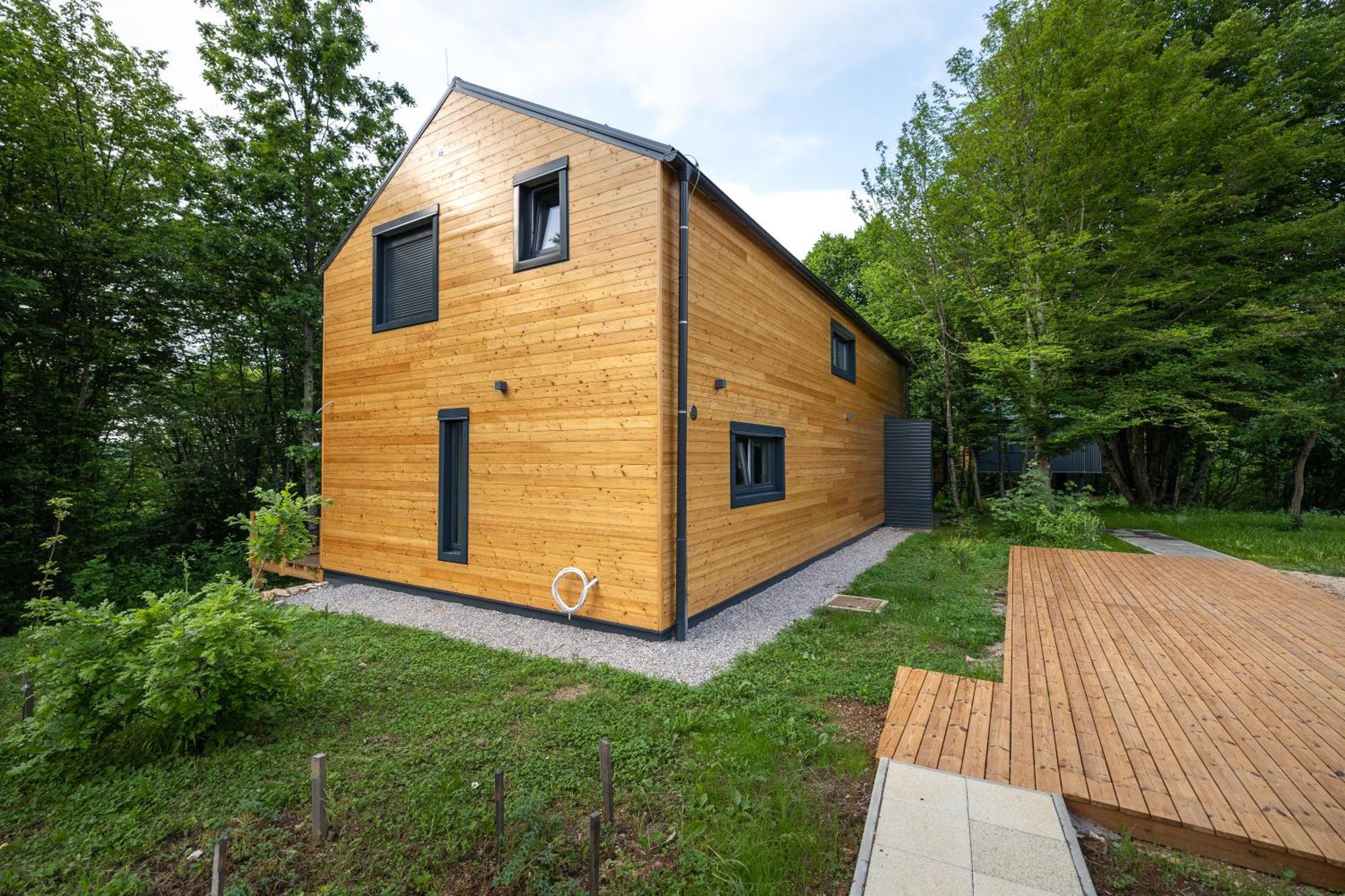 Tree Elements Treehouse Retreat Apartment Slunj Exterior photo