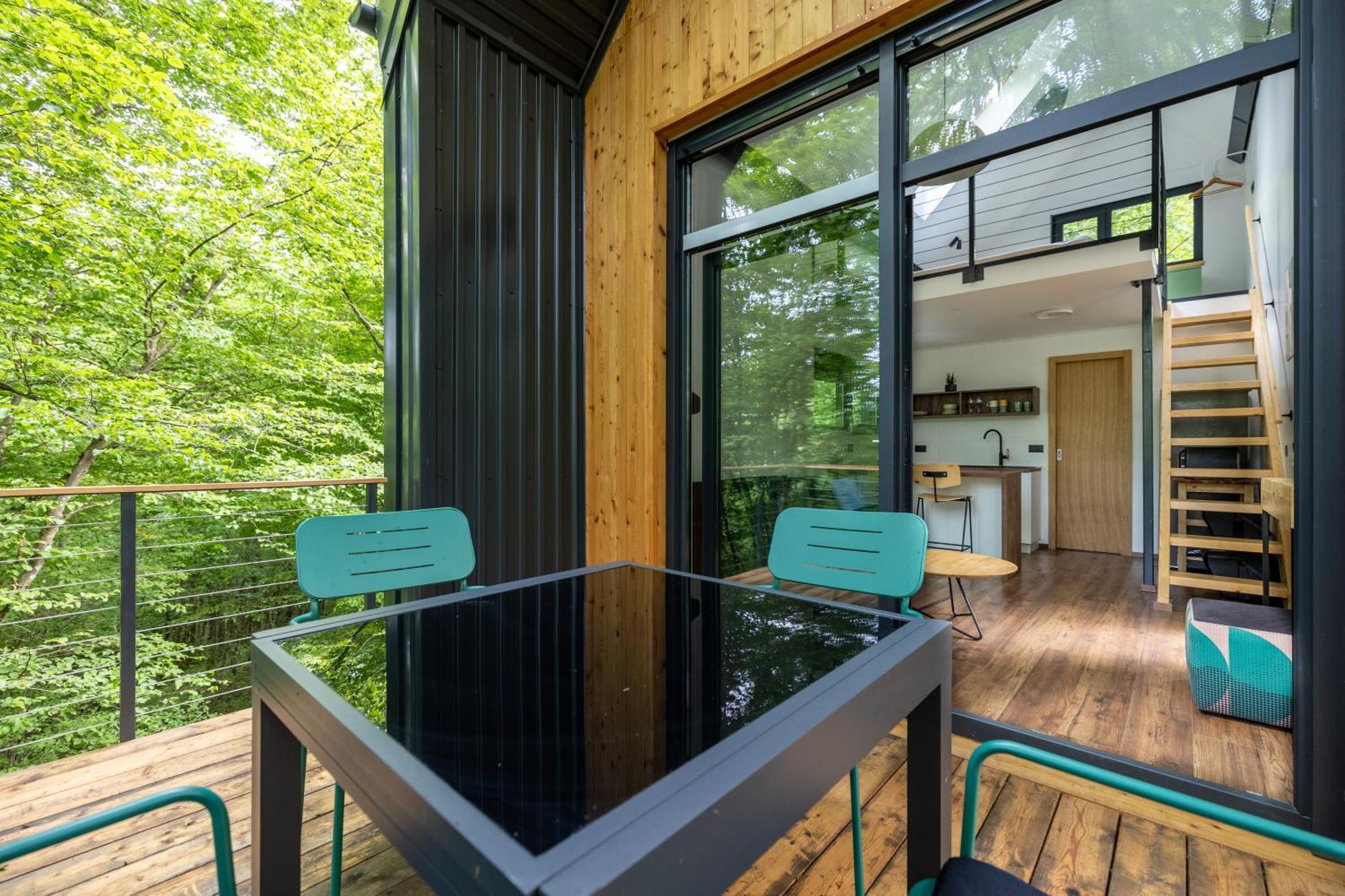 Tree Elements Treehouse Retreat Apartment Slunj Exterior photo